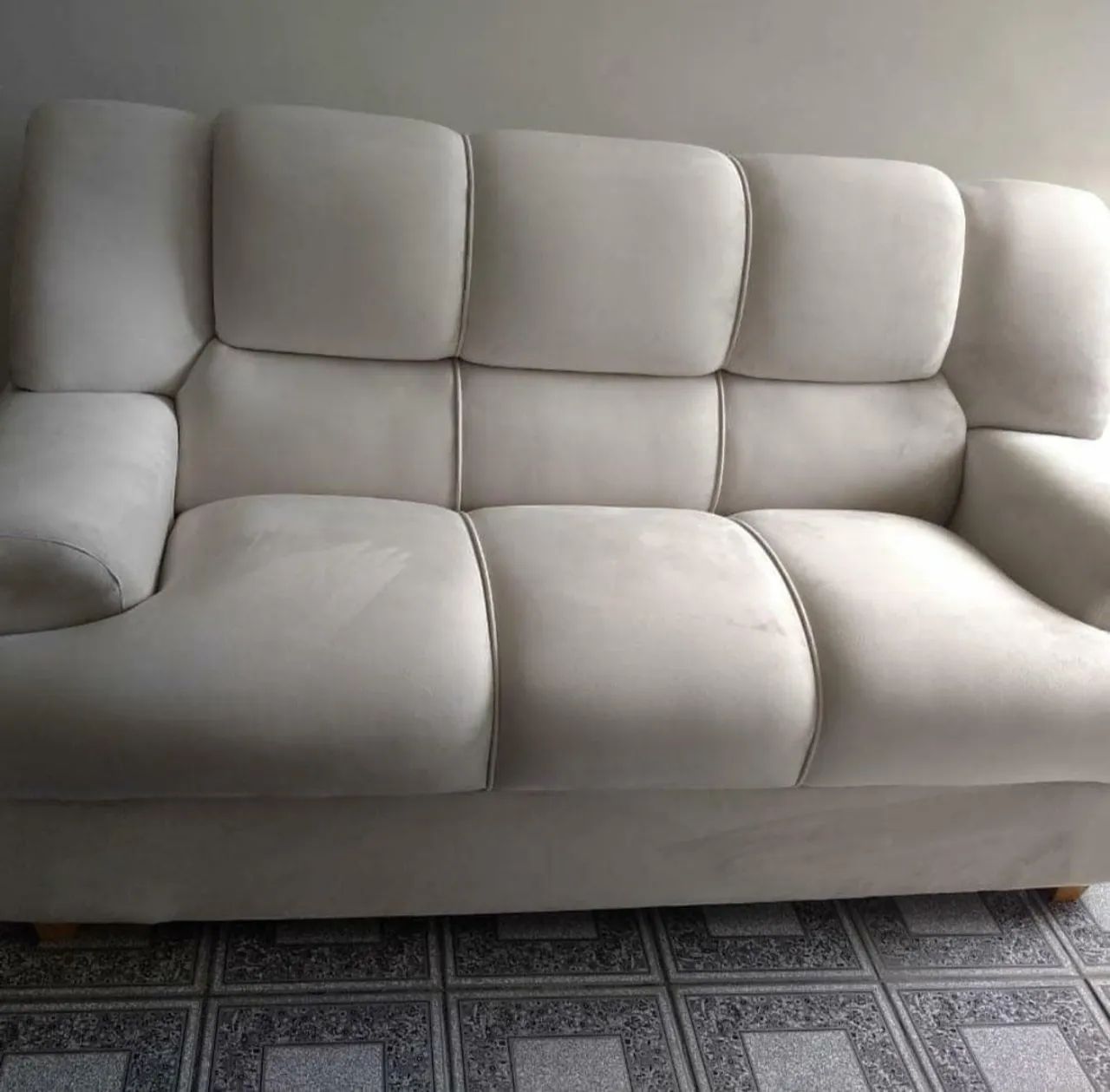 Vendo sofá excelente condição de uso - Foto 2