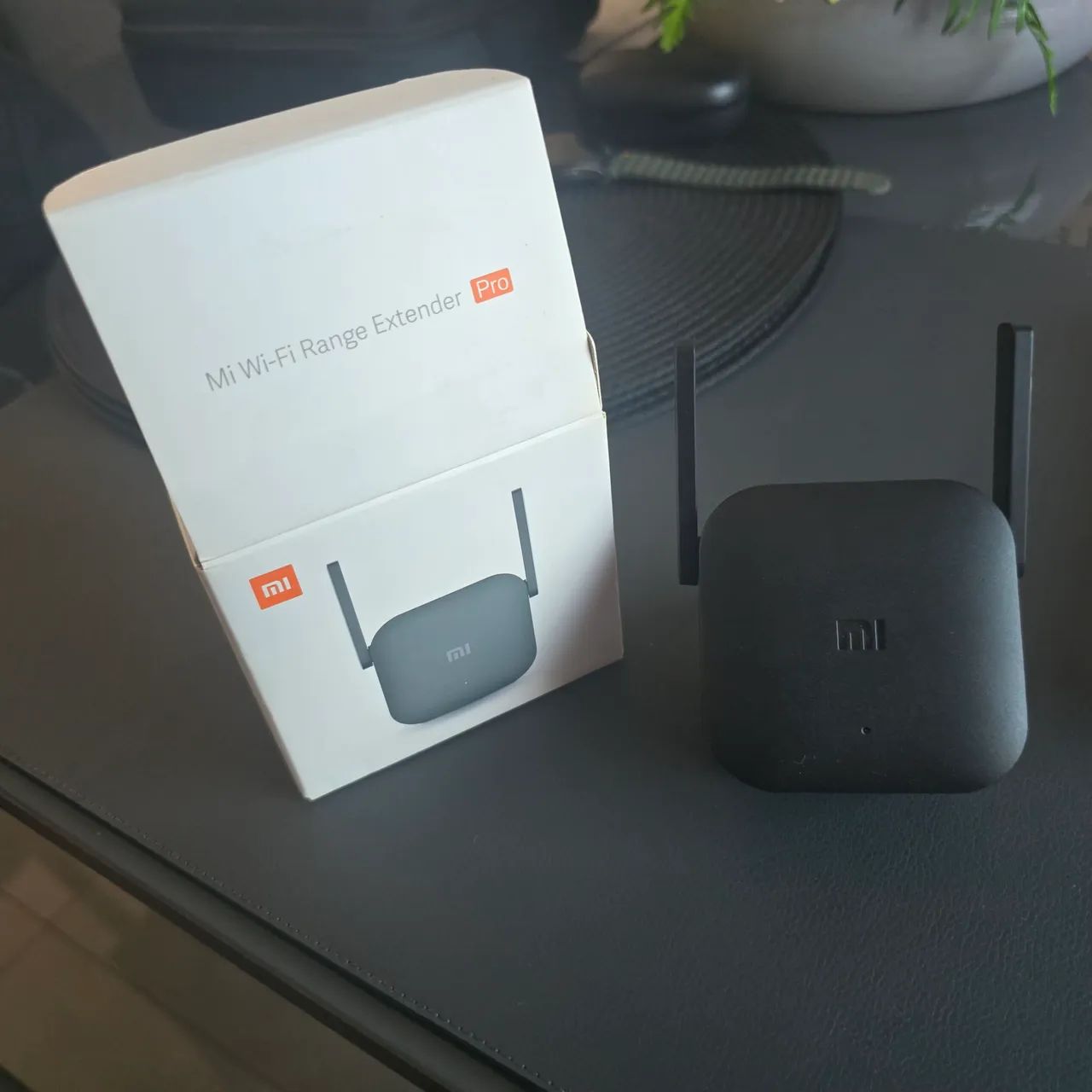 Repetidor De Sinal Xiaomi Mi Pro 300m Plug Tomada Br Premium