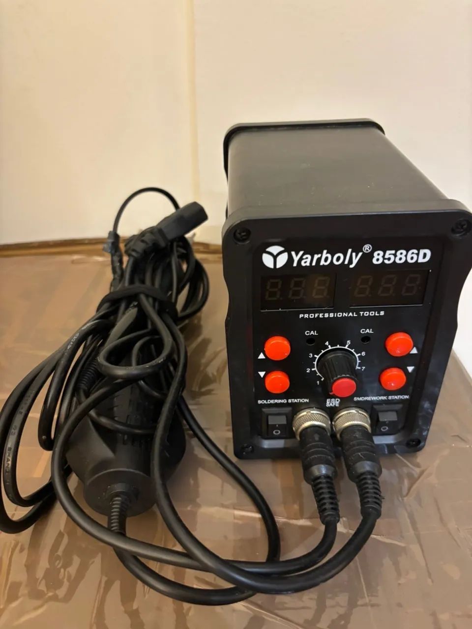 Estação de solda Yarboly 220V