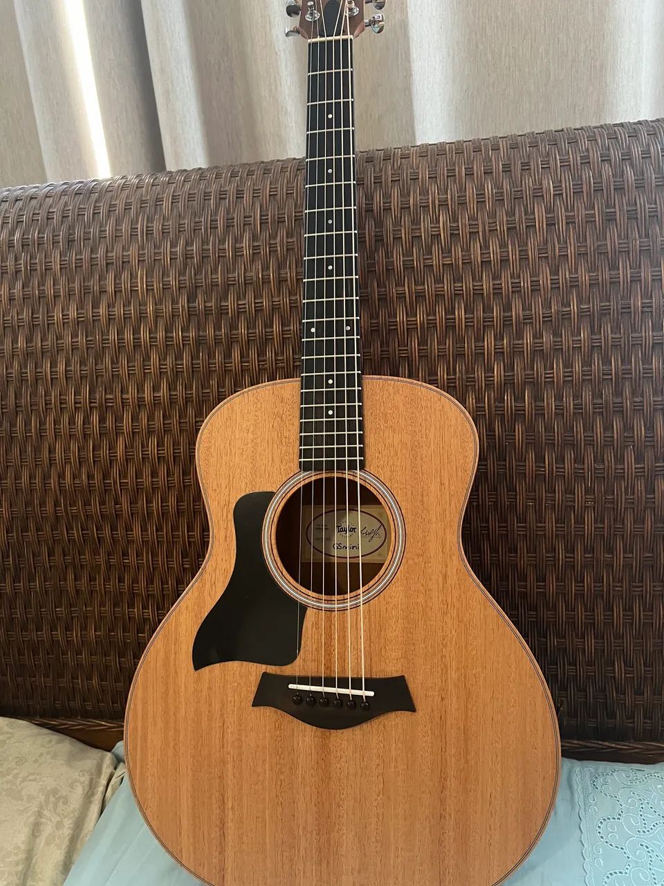 Violão Taylor GS mini com case original  - Foto 2