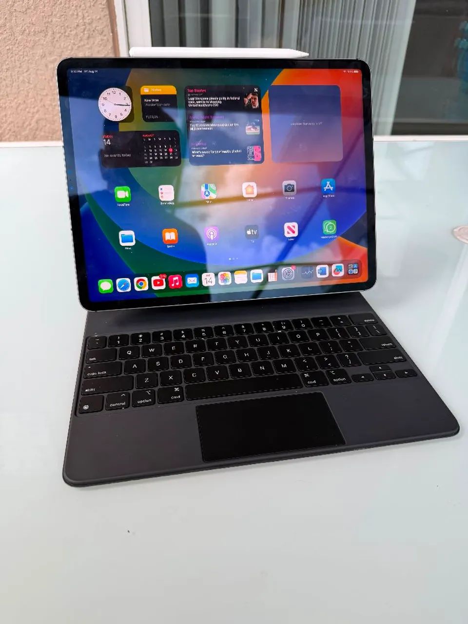 iPad本体 majico iPad Pro 12.9? M1 256GB + Magic Keyboard Original + Caneta