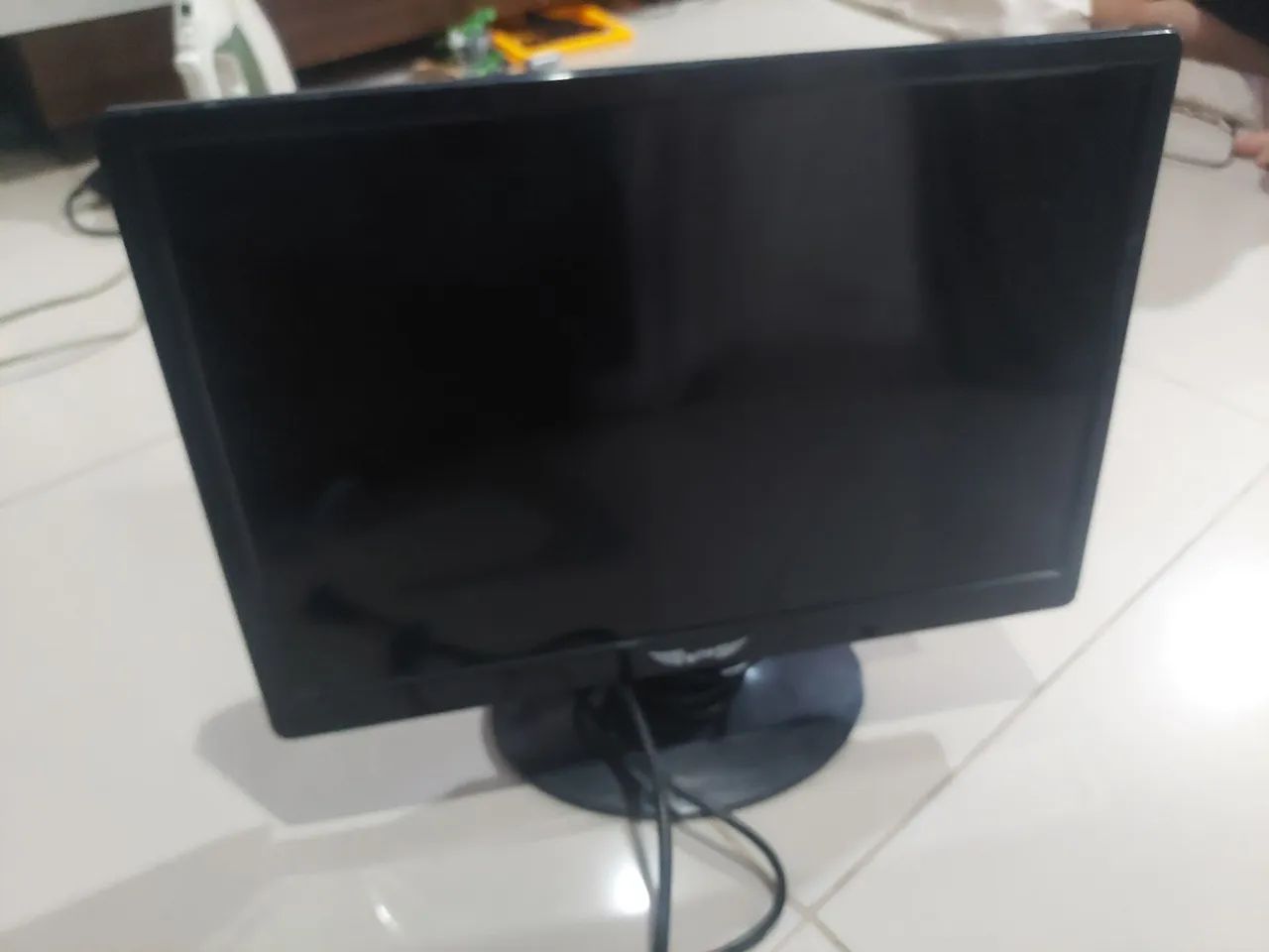 Monitor hdmi e vga tronos