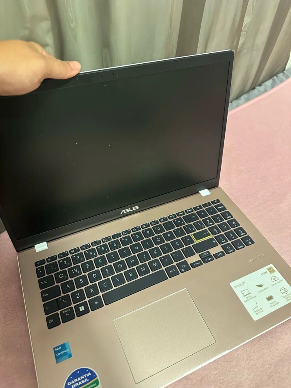 NOTEBOOK 
