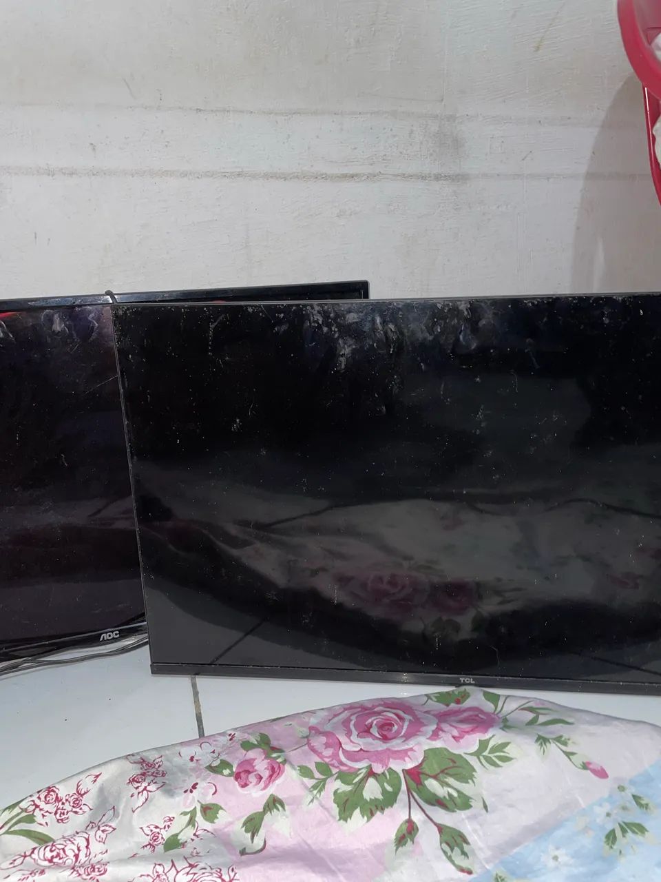 TvTCL e AOC 32 polegadas 