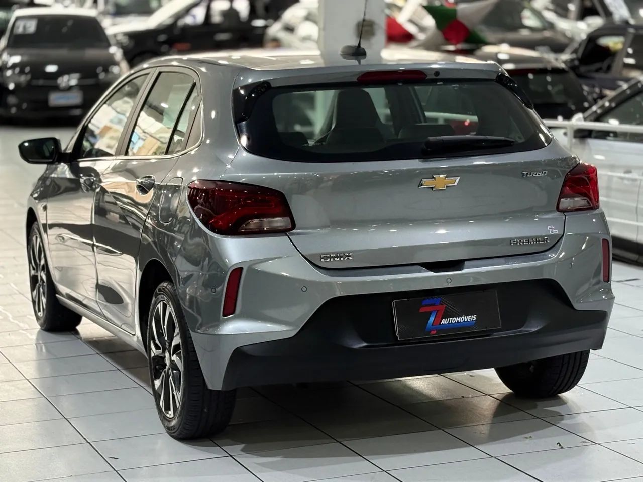 Chevrolet Onix Hatch Premier 1.0 12V TB Flex Aut. 4P, foto 5 de 20