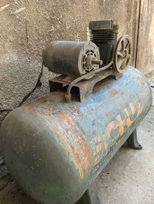 Compressor de ar Schutz 175 litros  - Foto 2