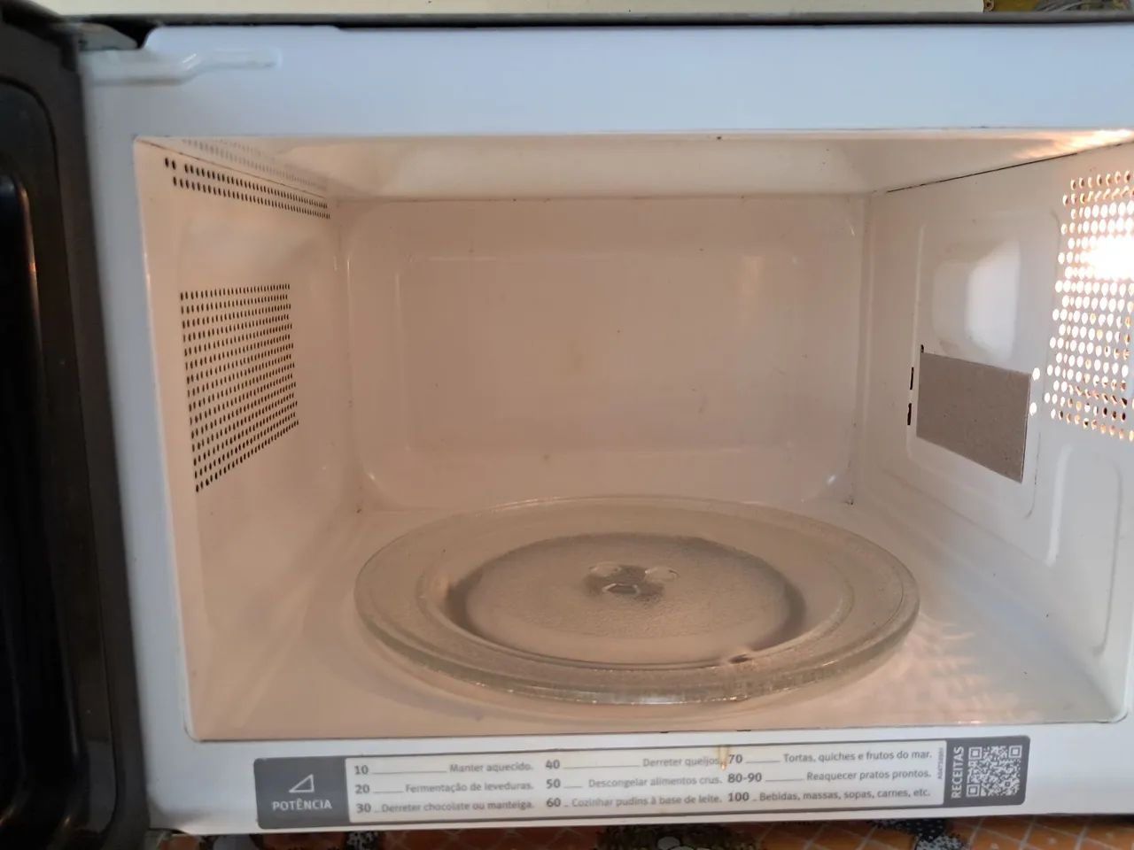 Micro-ondas  Electrolux 22 litros - Foto 5