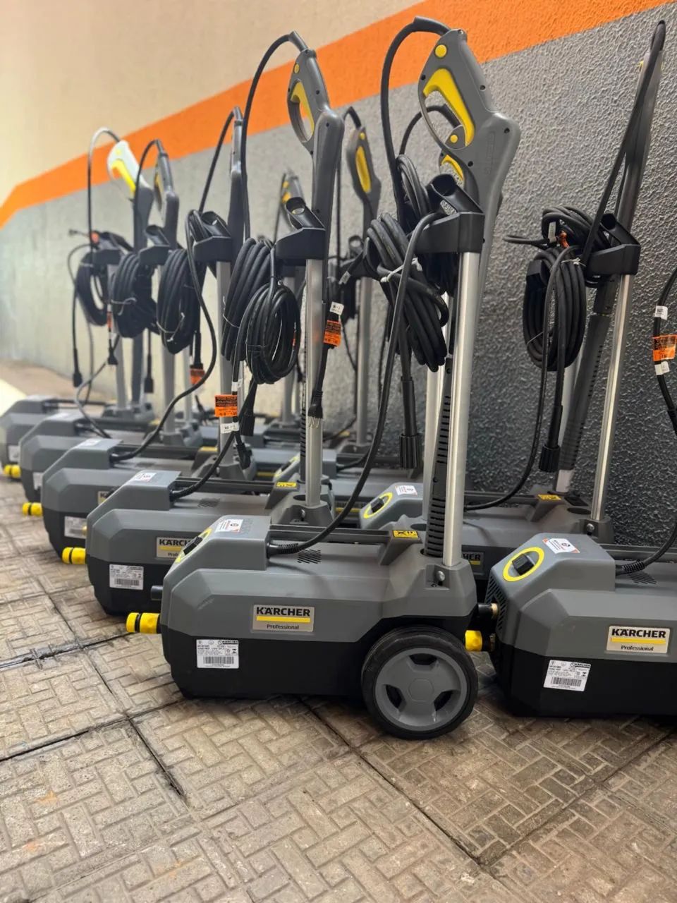 Lavadora alta pressão Karcher HD 585 220v