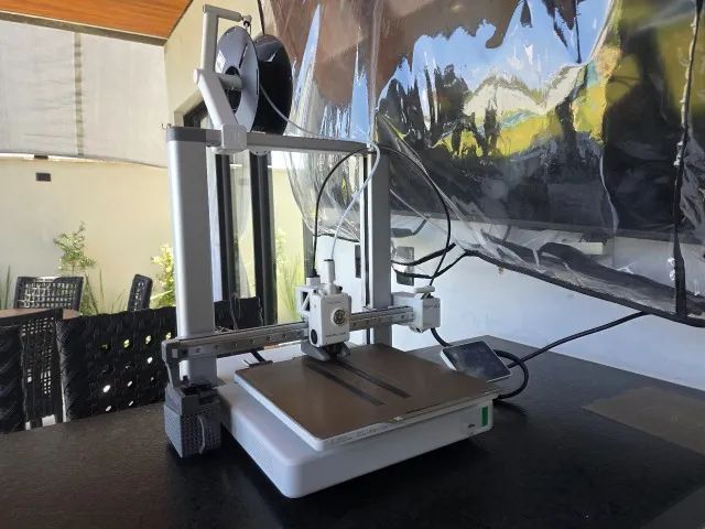 Impressora 3D Bambu Lab A1 (não é a combo) novinha, Funcionando 100%, Completa na caixa - Foto 2