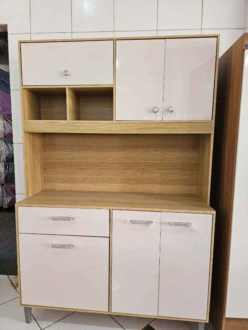 ARMÁRIO DE COZINHA NOVO