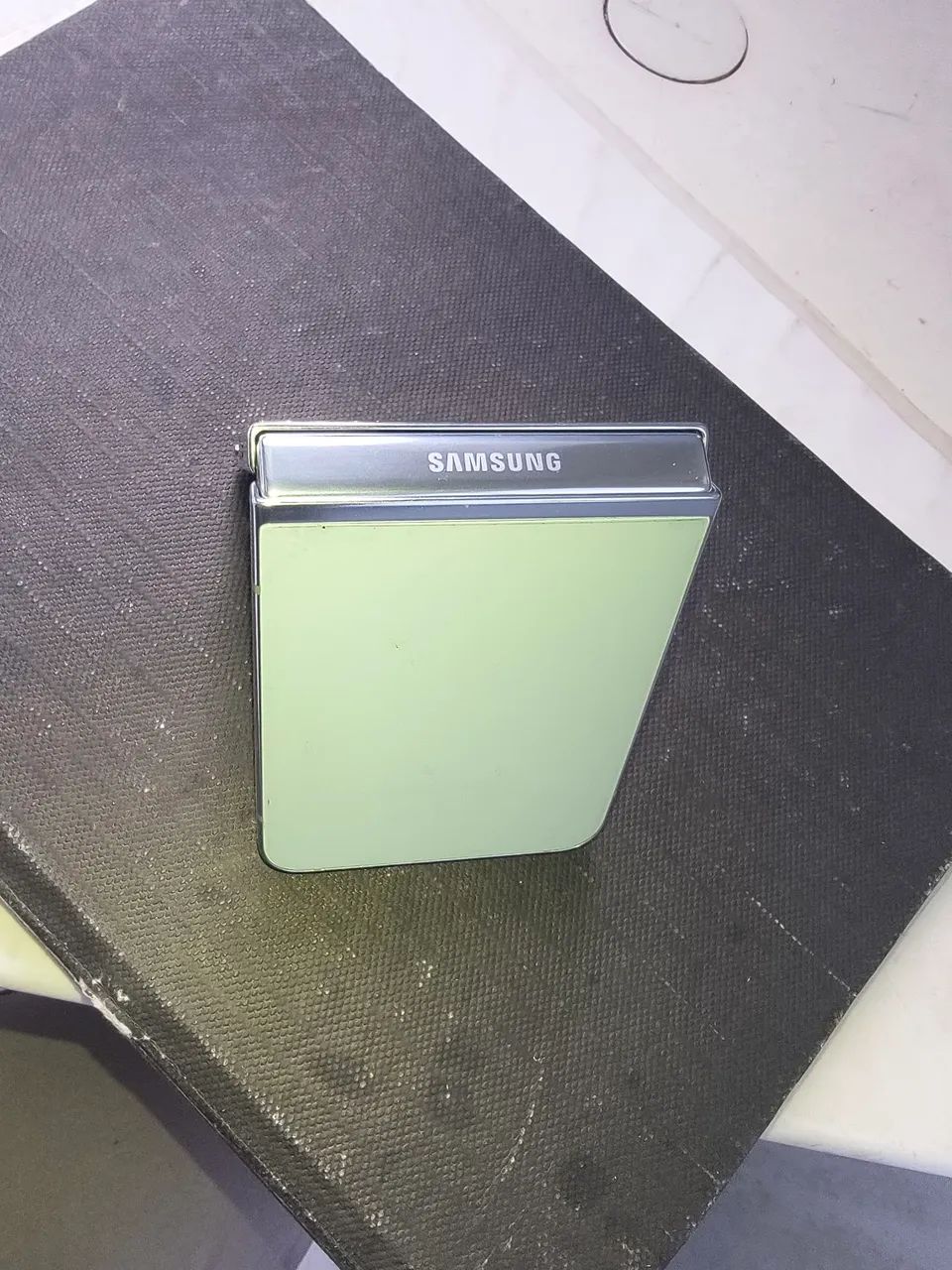Galaxy Samsung Z-FLIP 5 - Foto 5