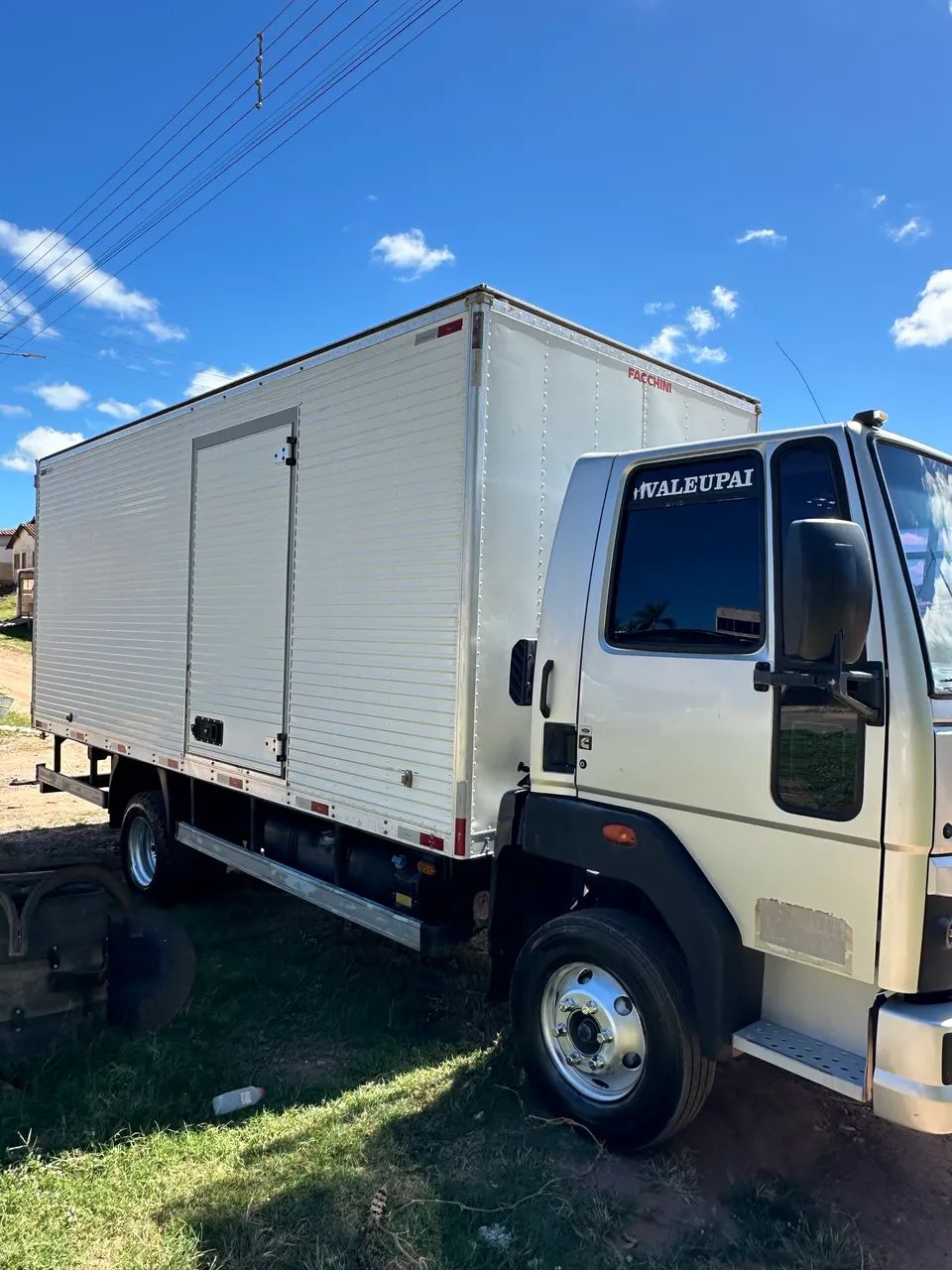 Cargo 816s 2014  - Foto 2