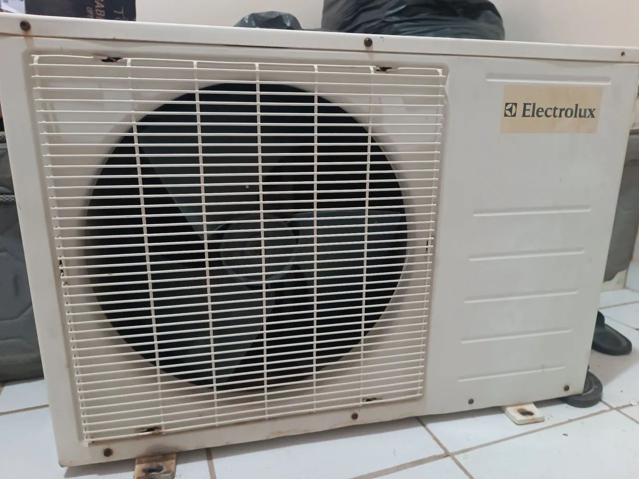 Ar Condicionado Split Springer Midea 9000 BTUs usado - Foto 2