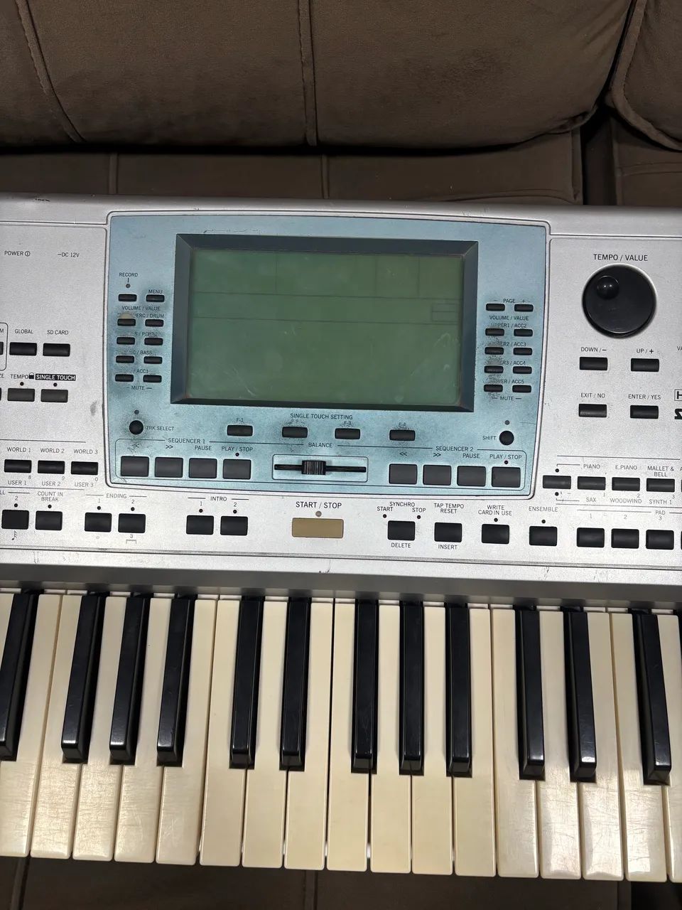 Teclado Korg pa50 - Foto 4