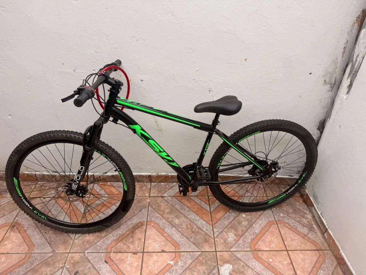 Uma bicicleta semi nov - Foto 3