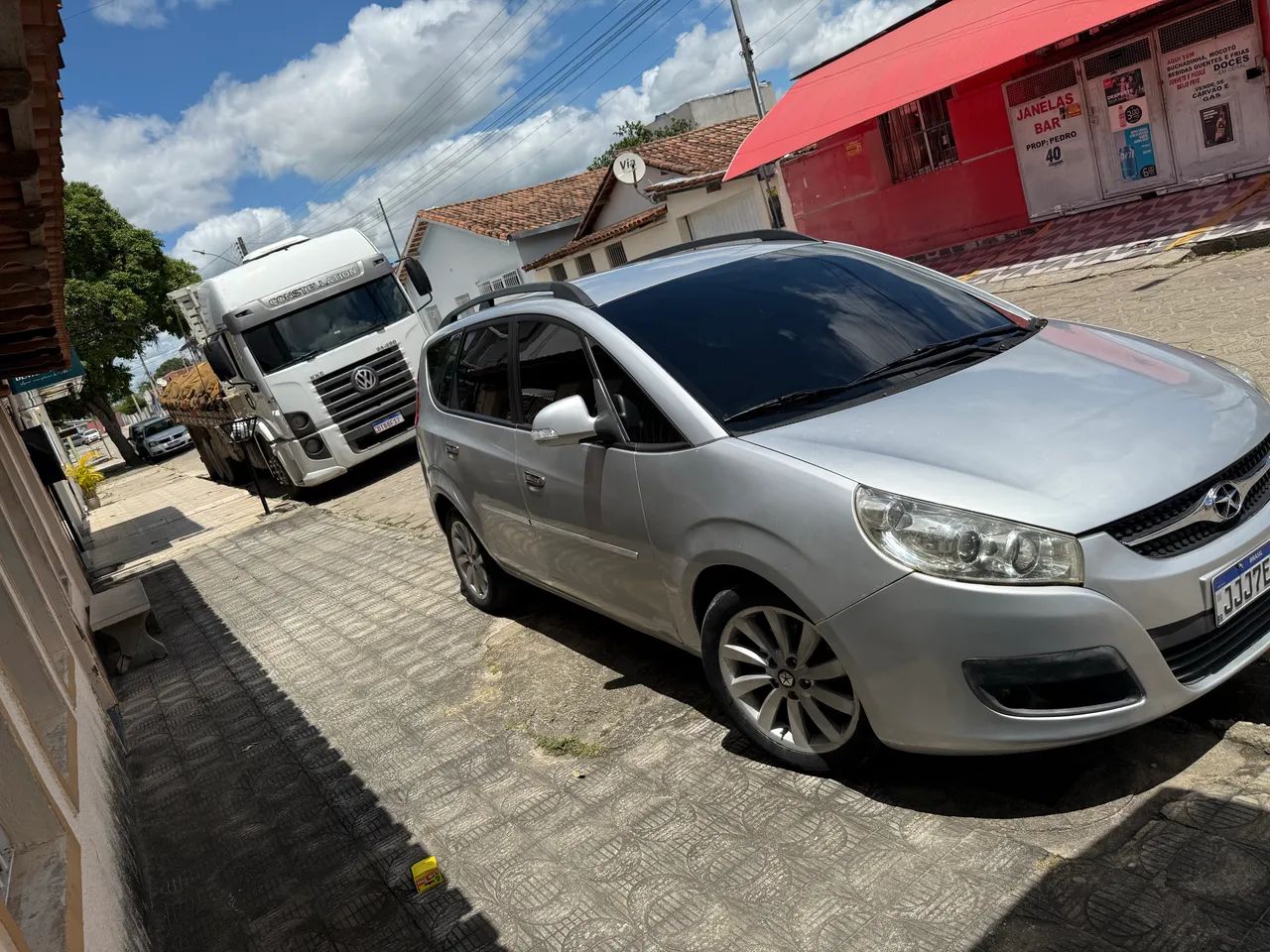 JAC J6 2.0 16V 5P Mec. 2012