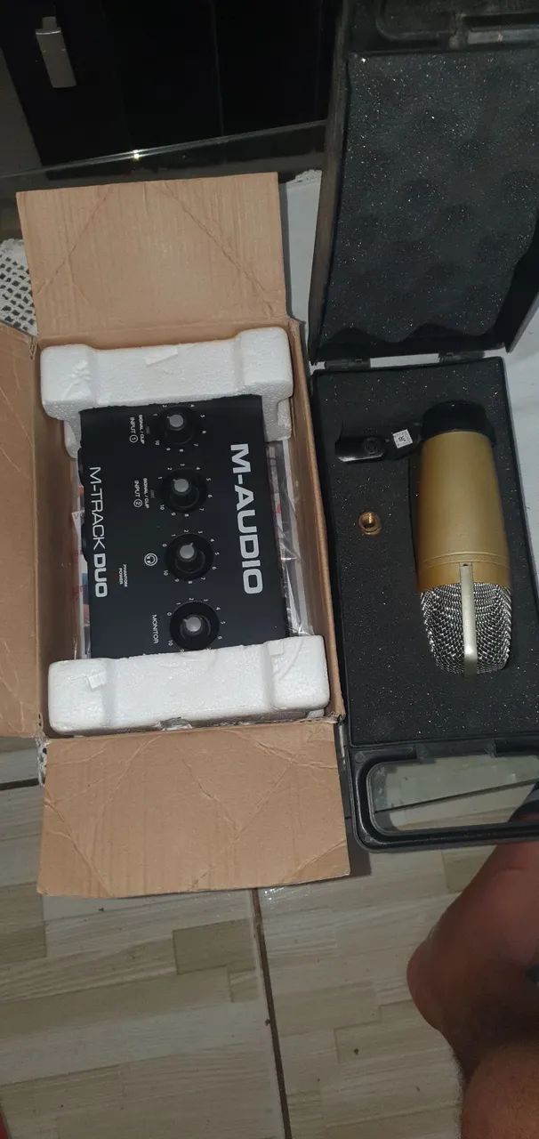 Kit Studio interface + Mic Condensador - Foto 2