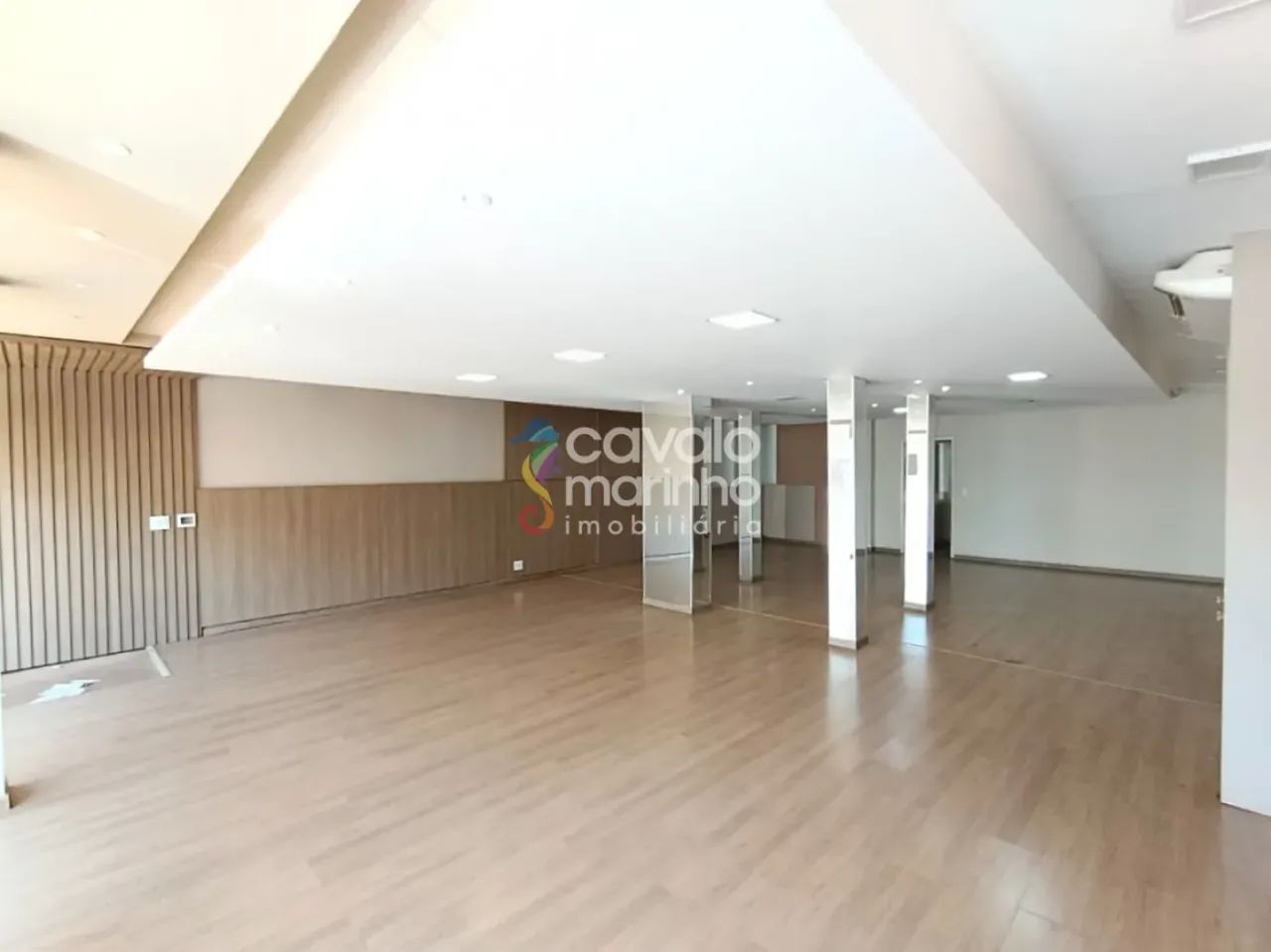 Ponto comercial para alugar com 3 quartos e 3 vagas, 245m² - Centro. - Foto 2