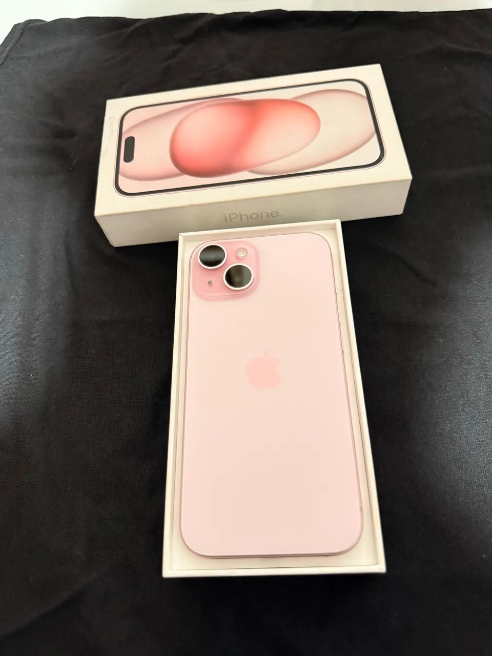 iPhone 15 conservado