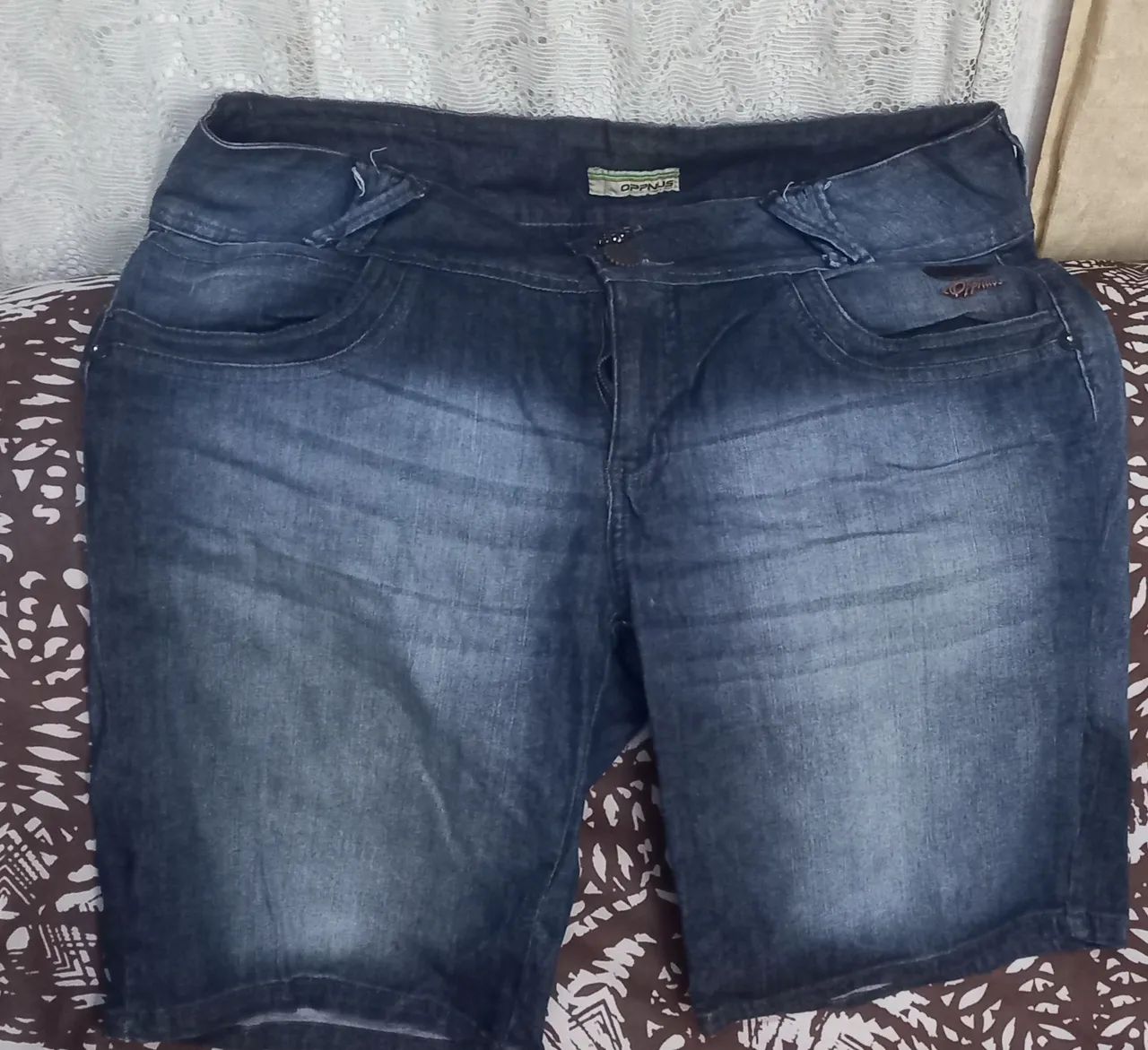 Roupas semi novas