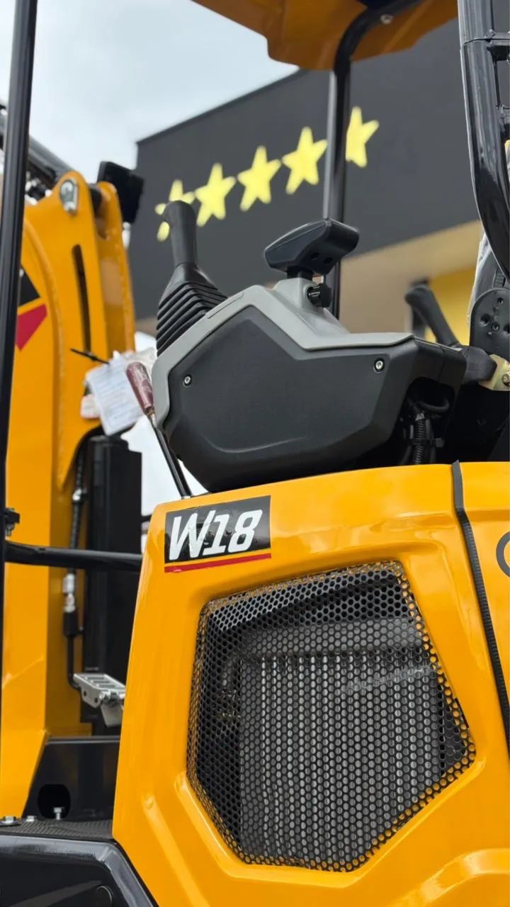 MINI ESCAVADEIRA W18