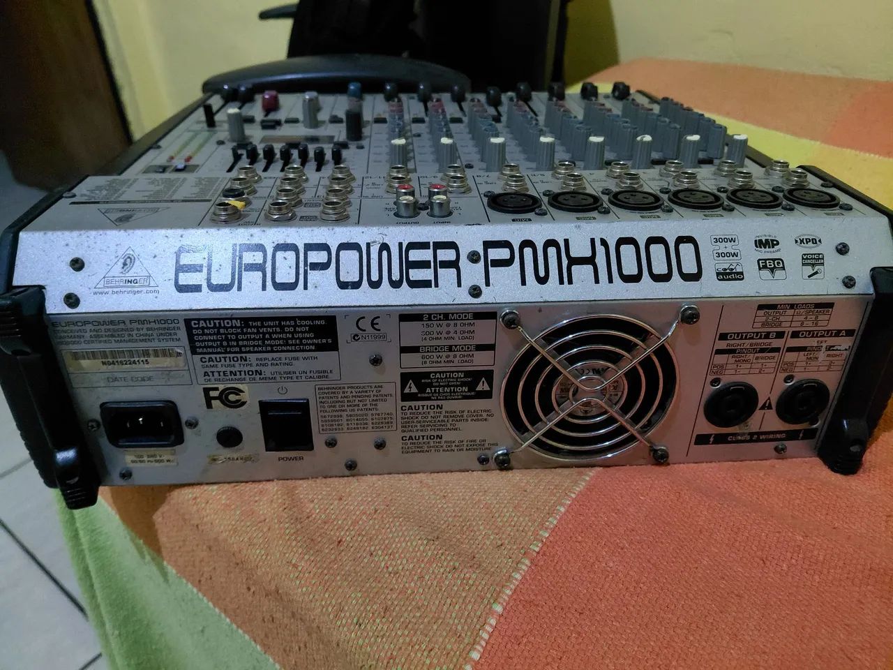 MESA SOM EUROPOWER PMH1000 BEHRINGER - Foto 4