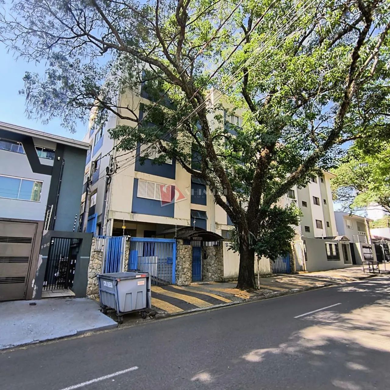 Apartamento à venda em Maringá, Zona 07, com 1 quarto, com 54.4 m², Edifício Vanessa - Foto 2