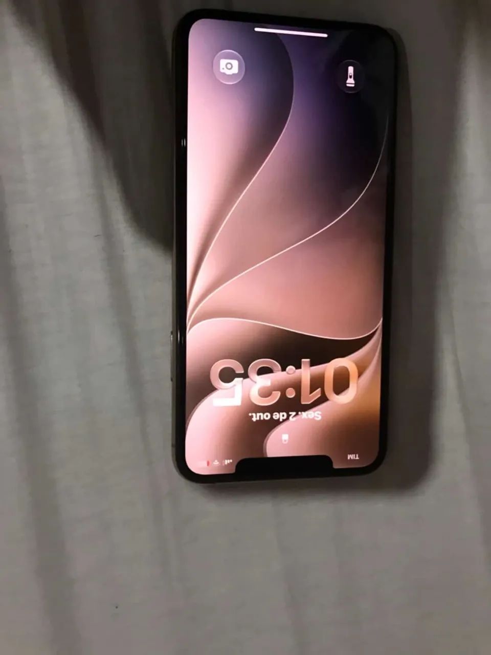 Vendo iPhone 11 Pro Max Gold - Foto 2