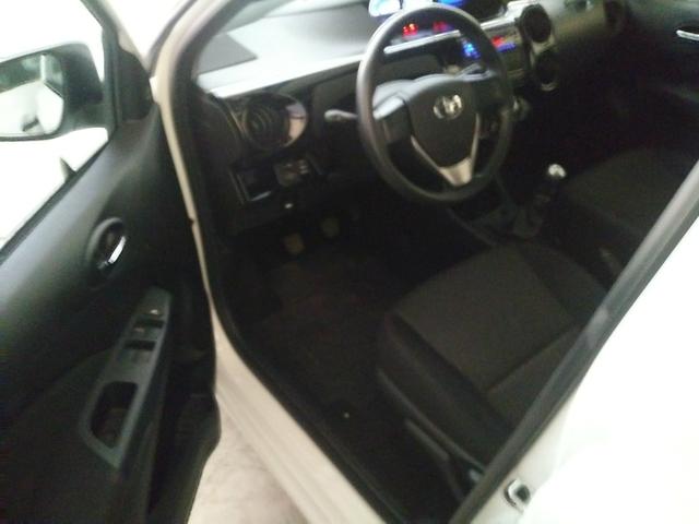 Toyota Etios 1.3 X ano 2018 - Foto 5