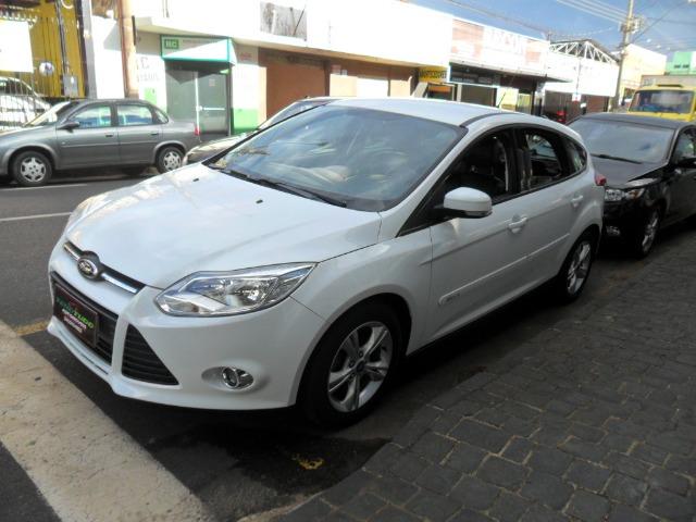 Ford Focus Hatch 1.6 Se super conservado, 14/15. Vende/troca/financia - Foto 4