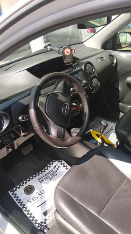Etios 2017 automático com GNV - Foto 4