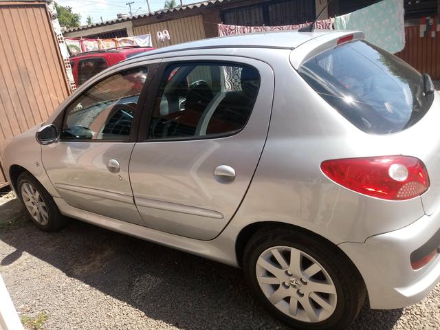Peugeot 207 1.6 - Foto 4