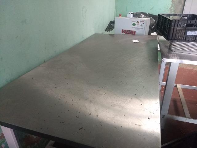 Mesa inox 1,90M por 90CM Seminova