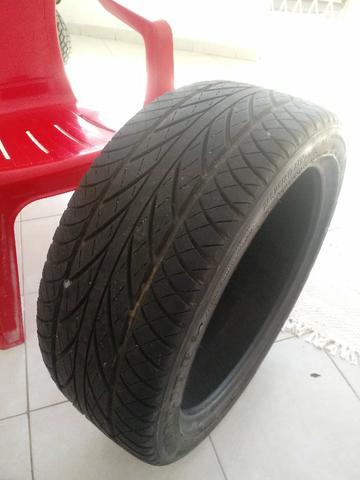 Vendo pneu