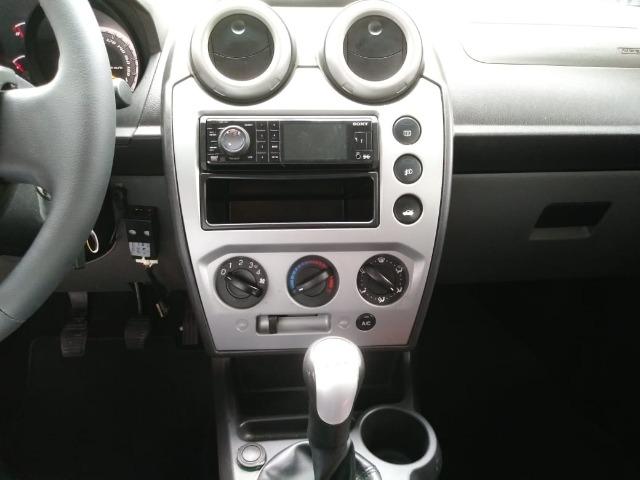 Fiesta 1.6 Mpi Class Sedan 8V Flex 4 portas Manual 2013 - Foto 9