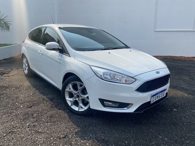 FORD FOCUS 2.0 SE FASTBACK 16V FLEX 4P POWERSHIFT