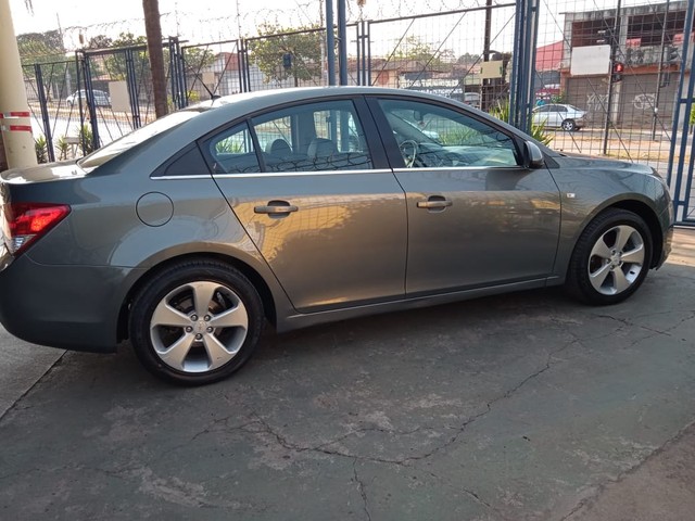 CRUZE LT 2012