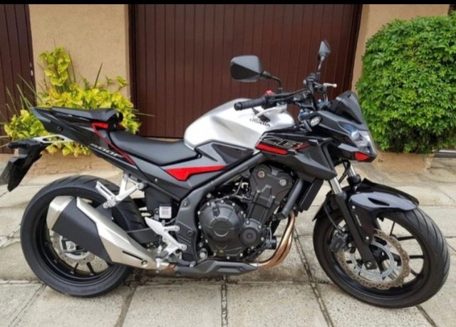 MOTO CB