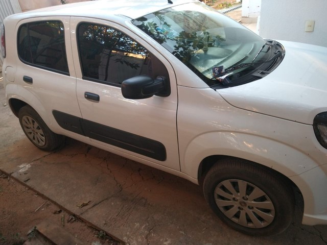 FIAT UNO 2019