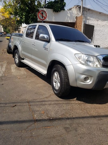 VENDO HILUX 2011