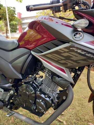   MOTO FAZER 2017- 2018  