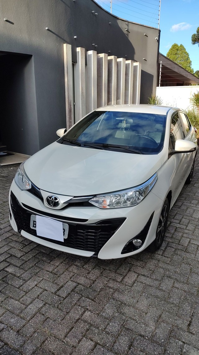 Toyota Yaris - Foto 2