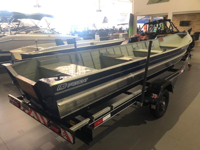 Barco de 6 metros Borda Alta - Motor ate 30 Hp - Foto 4