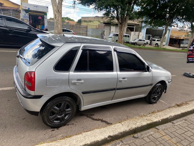 VW - VOLKSWAGEN GOL  MI POWER TOTAL FLEX 8V 4P 2005 - 1119100134 | OLX