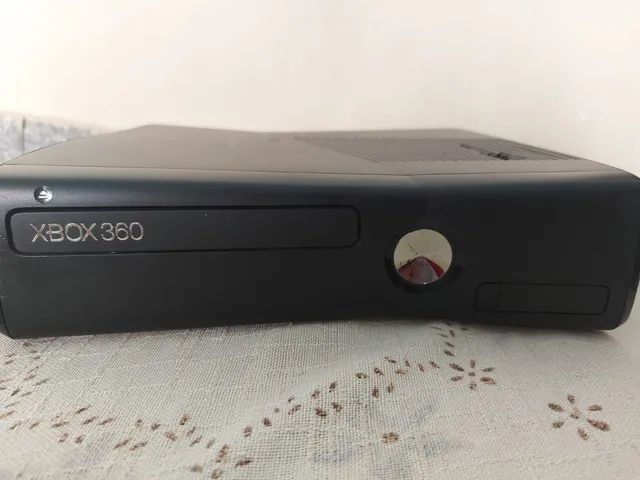 Xbox 360 desbloqueado completo + 9 jogos em Barra Mansa