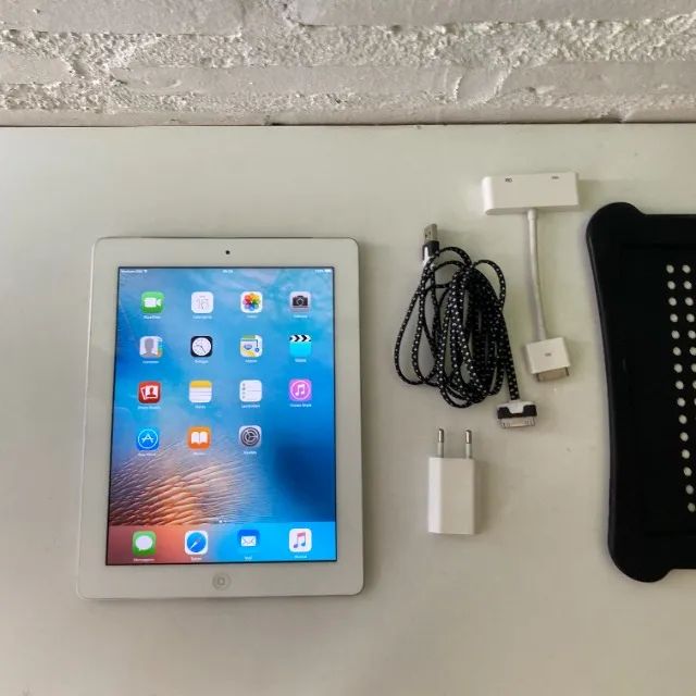 C187 Ipad usado Modelo a1396 com 16gb funcionando brinde duas capas, cabo, carregador