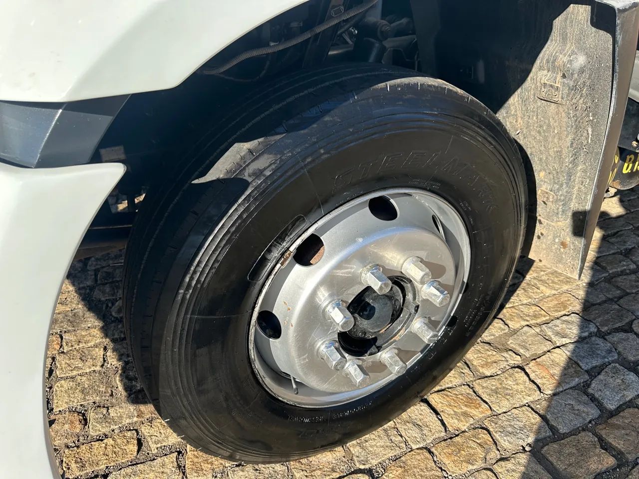 Ford cargo 1317 Baú - Foto 9