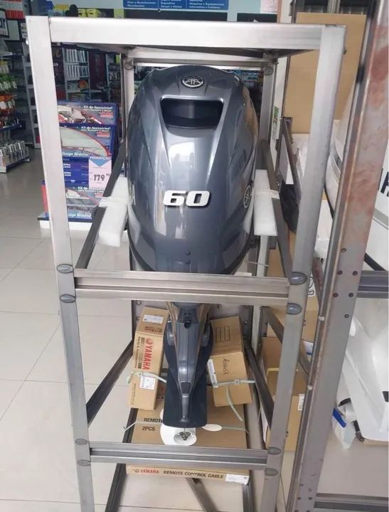 Motor de popa 60 HP