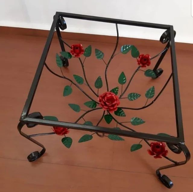 Mesa de centro com rosas Ferro  - Foto 3