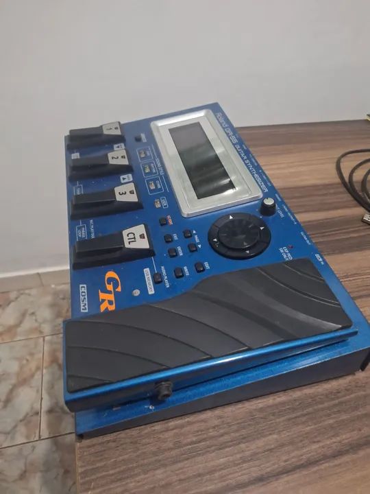 Pedaleira Roland GR55  Seminova